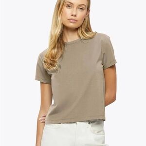 Cuts Almost Friday Short Sleeve Crewneck Tee in Stone Size Small NWT